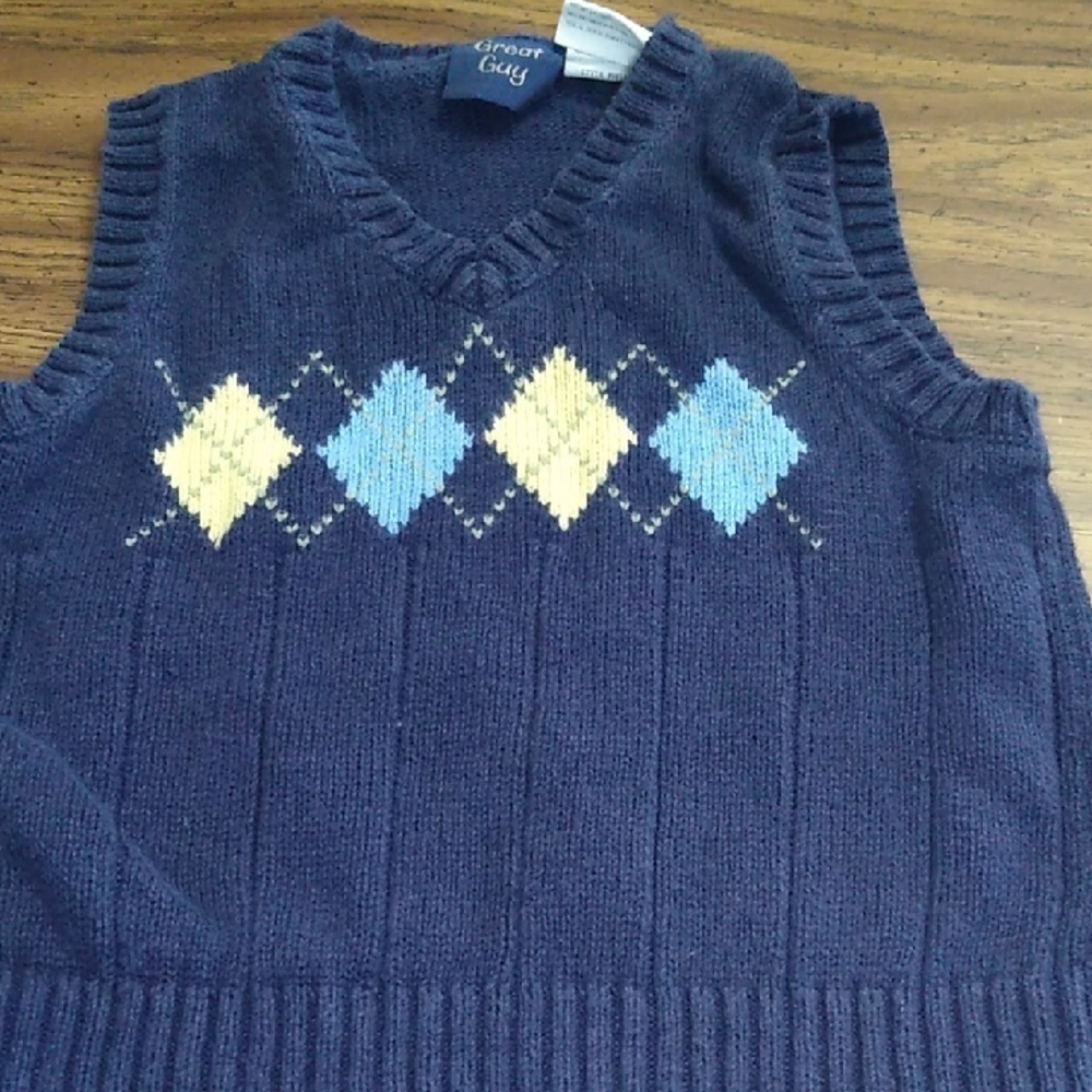 Children's Argyle Sweater Vests 18 Months - Picture 2 of 8